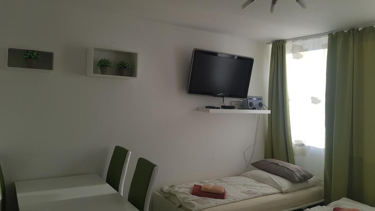 Sonniges Modernes Hoehenberg Appartement *
